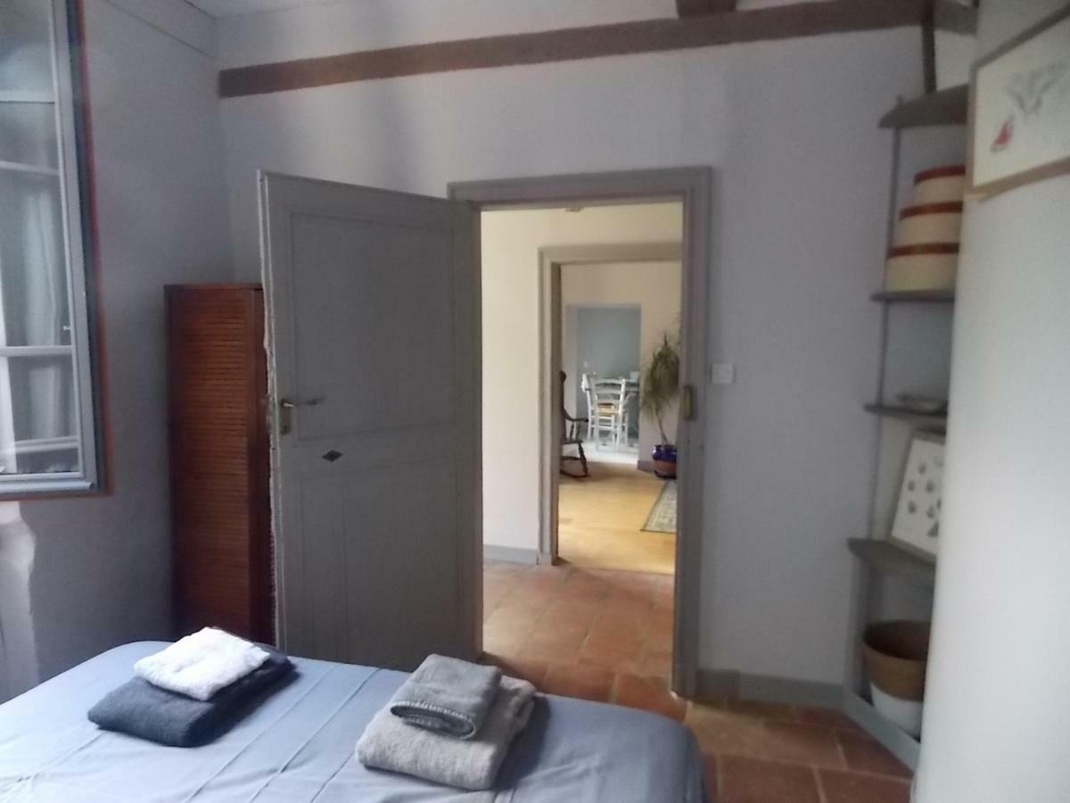 Gite De La Tour Donjon Belcastel  Zewnętrze zdjęcie